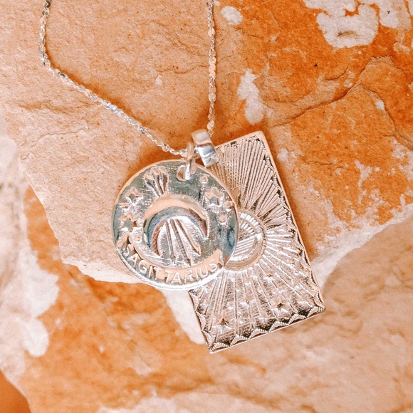 ISO ✨ Sagittarius Spell Stargazer Zodiac Necklace Silver - Picture 1 of 2